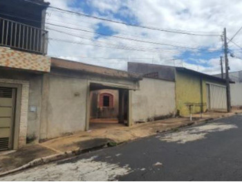 Casa em leilão - Rua Maximiano Valin (Tatá), 74 - Ribeirão Preto/SP - Banco Bari de Investimentos e Financiamentos S/A | Z29404LOTE006