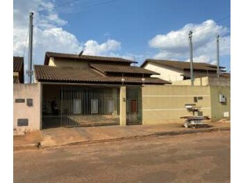 Casa em leilão - Rua Filemon Marcelino de Araújo, 409 - Santa Helena de Goiás/GO - Banco Bradesco S/A | Z29879