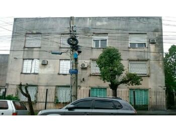 Apartamentos e Flats em leilão - Avenida Nelson Pulgatti Moreira, 165 - Porto Alegre/RS - Banco Santander Brasil S/A | Z29793LOTE013