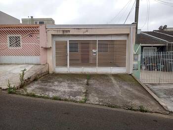 Casa em leilão - Rua Anselmo José Tybuchewsky, 140 - Ponta Grossa/PR - Banco Santander Brasil S/A | Z30021LOTE198