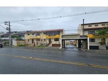 Casa em leilão - Rua Cristiano Strobel, 912 - Curitiba/PR - C6 Bank | Z29884