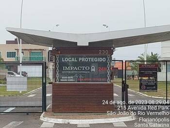 Casa em leilão - Avenida Red Park, 230 - Florianópolis/SC - Banco Santander Brasil S/A | Z30039