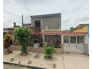 Casa em leilão - Rua Vera, 38 - Nova Iguaçu/RJ - Itaú Unibanco S/A | Z29888LOTE009
