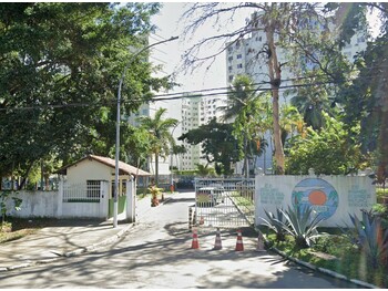 Apartamentos e Flats em leilão - Avenida Canal Rio Caçambe, 510 - Rio de Janeiro/RJ - Itaú Unibanco S/A | Z29888LOTE011