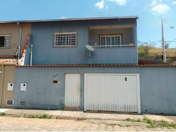 Casa em leilão - Rua Albano de Almeida, 310 - Itajubá/MG - Banco Santander Brasil S/A | Z29638LOTE005