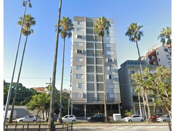 Apartamentos e Flats em leilão - Avenida Osvaldo Aranha, 340 - Porto Alegre/RS - Banco Santander Brasil S/A | Z30035LOTE004