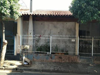 Casa em leilão - Rua João Abranchees, 08-44 - Mirassol/SP - Banco Bradesco S/A | Z30087LOTE030