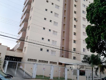 Apartamento em leilão - Avenida Terezina, 1840 - Uberlândia/MG - Banco Santander Brasil S/A | Z30217LOTE005