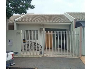 Casa em leilão - Rua Atayde Dutra Santana, 294 - Marialva/PR - Banco Bradesco S/A | Z30113LOTE014