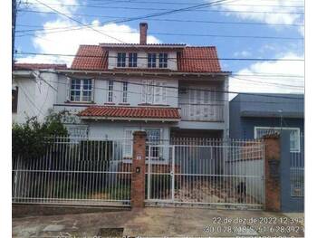 Casa em leilão - Rua Lola de Oliveira, 40 - Porto Alegre/RS - Banco Santander Brasil S/A | Z30255LOTE072