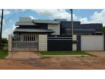 Casa em leilão - Rua Jaguaribe, 3896 - Rolim de Moura/RO - Banco Santander Brasil S/A | Z29984LOTE006