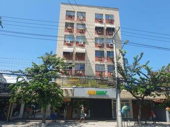 Apartamentos e Flats em leilão - Estrada dos Três Rios, 400 - Rio De Janeiro/RJ - Banco Santander Brasil S/A | Z30255LOTE180