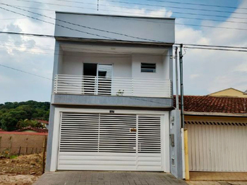 Casa em leilão - Rua João Dias de Medeiros Júnior, 95 - Cambuí/MG - Banco Santander Brasil S/A | Z30217LOTE007