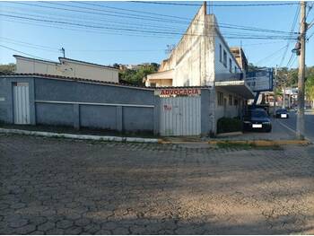 Casa em leilão - Rua Luiz Silveira, 12 - Caxambu/MG - Banco Santander Brasil S/A | Z30172