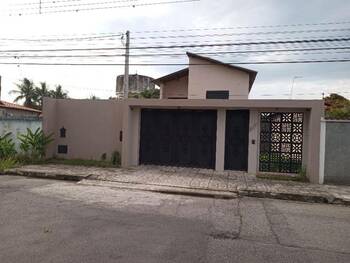 Casa em leilão - Rua Presidente Roosevelt, 130 - Lorena/SP - Banco Santander Brasil S/A | Z30358