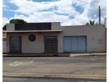 Residencial / Comercial em leilão - Rua Maria Mesquita, 544 - Ouvidor/GO - Banco Santander Brasil S/A | Z30160LOTE007