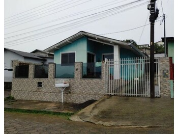 Casa em leilão - Rua Maria Angélica Barbosa, 47 - Lages/SC - Banco Santander Brasil S/A | Z30160LOTE016