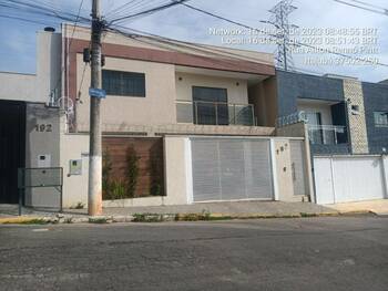 Casa em leilão - Rua Ailton Rennó Pinto, 182 - Itajubá/MG - Banco Santander Brasil S/A | Z30512LOTE003