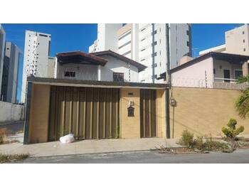 Casa em leilão - Rua Ricardo Castro Macedo, 1888 - Fortaleza/CE - Banco Santander Brasil S/A | Z30507LOTE135