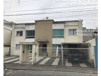 Apartamento em leilão - Rua Balneário Camboriú, 540 - Navegantes/SC - Banco Santander Brasil S/A | Z30160LOTE014