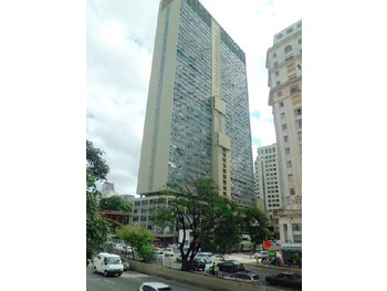 Sala Comercial em leilão - Avenida Prestes Maia , 241 - São Paulo/SP - Tribunal de Justiça do Estado de São Paulo | Z30563LOTE001