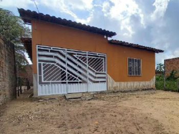 Casa em leilão - Rua São Raimundo, 03 - Centro Novo do Maranhão/MA - Banco Bradesco S/A | Z30855LOTE006