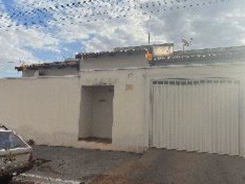 Casa em leilão - Rua Leontina Dantas Rocha, 38 - Goiatuba/GO - Banco Bradesco S/A | Z30700LOTE011