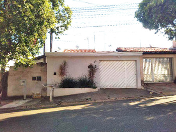 Casa em leilão - Rua Alberto Tolle, 165 - Limeira/SP - Banco Santander Brasil S/A | Z30724LOTE008