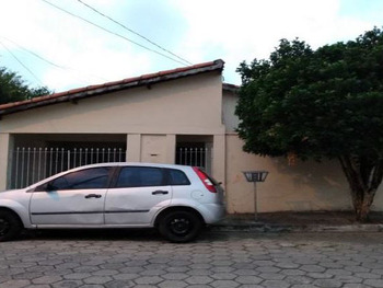 Casa em leilão - Rua Tenente Argemiro Pereira Marcondes, 490 - Lorena/SP - Banco Bradesco S/A | Z30700LOTE037