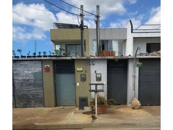 Casa em leilão - Rua Juarez Getirana, 805 - Rio de Janeiro/RJ - Banco Santander Brasil S/A | Z30336LOTE005