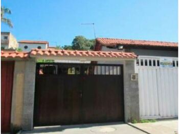 Casa em leilão - Rua Capitão Felinto dos Santos, 113 - São Gonçalo/RJ - Itaú Unibanco S/A | Z30423LOTE019