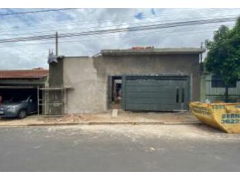 Casa em leilão - Rua Santos Dumont, 1398 - Ribeirão Preto/SP - Banco Bari de Investimentos e Financiamentos S/A | Z31029LOTE001