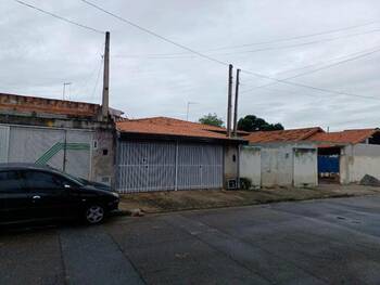 Casa em leilão - Rua Luiz Gonzaga Azevedo, 82 - São José dos Campos/SP - Banco Santander Brasil S/A | Z31084LOTE014