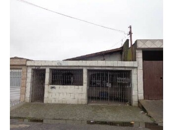 Casa em leilão - Rua Antero de Moura, 723 - São Vicente/SP - Banco Bradesco S/A | Z31350LOTE077