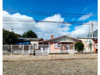 Casa em leilão - Rua dos Cardeais, 1050 - Caxias do Sul/RS - Banco Santander Brasil S/A | Z31329LOTE014