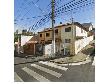Casa em leilão - Rua Odete, 130 - São Paulo/SP - Bari Securitizadora S/A | Z31361LOTE001