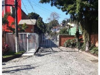 Casa em leilão - Rua F, 195 - Niterói/RJ - GALLERIA HOME EQUITY FIDC | Z31166LOTE004