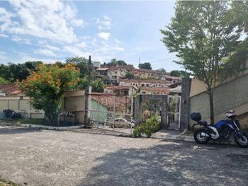 Casa em leilão - Rua Doutor Nilo Peçanha, 2021 - Niterói/RJ - Banco Santander Brasil S/A | Z31395