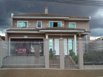 Casa em leilão - Rua Paranavaí, 320 - Ponta Grossa/PR - Banco Santander Brasil S/A | Z31549LOTE067