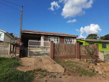 Casa em leilão - Rua Rosmar Dinies Escobar, 688 - Ponta Grossa/PR - Banco Santander Brasil S/A | Z31549LOTE103