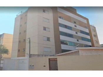 Apartamentos e Flats em leilão - Rua Saturnino Pedro dos Santos, 87 - Uberlândia/MG - Banco Bradesco S/A | Z31665LOTE002