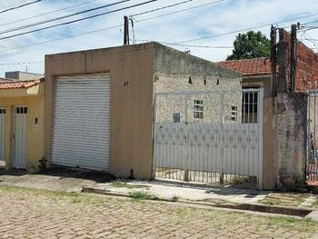 Casa em leilão - Rua dos Estudantes, 69 - Salto/SP - Banco Santander Brasil S/A | Z31766LOTE008