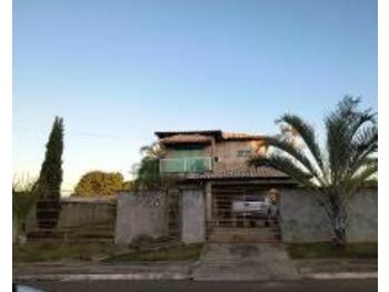 Casa em leilão - Rua Floriano Peixoto, 334 - Corguinho/MS - Banco Bradesco S/A | Z31665LOTE011