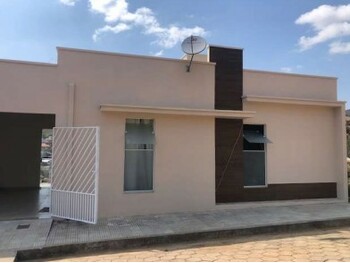 Casa em leilão - Rua Hebel Regis Edilberto, 55 - Natércia/MG - Banco Cooperativo Sicoob S.A. | Z31866LOTE013