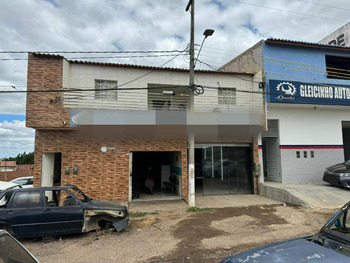 Casa em leilão - Avenida Doutor Nilo Coelho, 50A - Cabrobó/PE - Banco Santander Brasil S/A | Z31766LOTE058