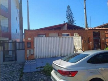 Casa em leilão - Rua Noemi Marche de Souza, 64 - Mongaguá/SP - Tribunal de Justiça do Estado de São Paulo | Z31741LOTE002