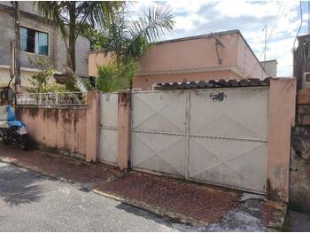 Casa em leilão - Travessa Joaquim Severiano, 66 - São Gonçalo/RJ - Banco Santander Brasil S/A | Z31766LOTE086