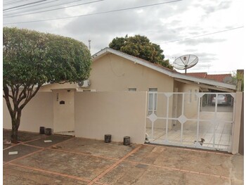 Casa em leilão - Rua Josué Garcia Pires, 875 - Dourados/MS - Poder Judiciário do Estado de Mato Grosso do Sul | Z31787LOTE001