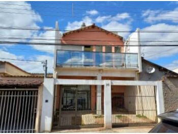 Casa em leilão - Rua Félix Francisco Chamon, 25 - Contagem/MG - Banco Bari de Investimentos e Financiamentos S/A | Z31694LOTE007