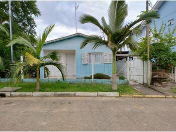 Casa em leilão - Avenida 28 de Dezembro, 590 - Novo Cabrais/RS - Banco Santander Brasil S/A | Z31982LOTE144